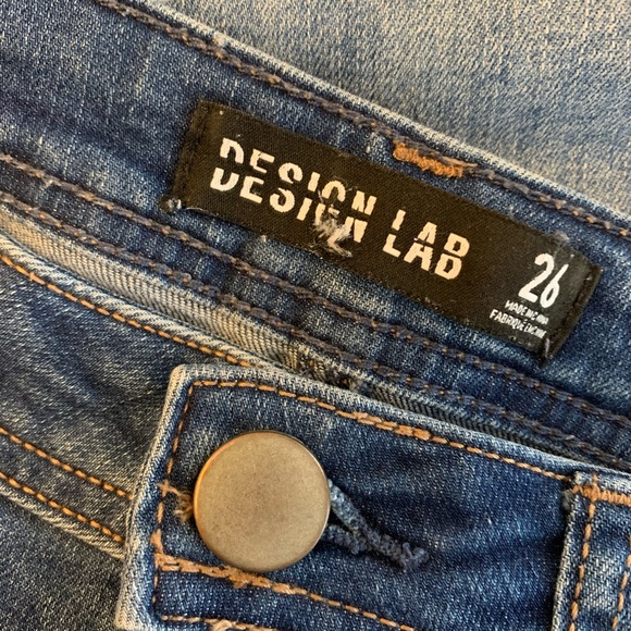 DESIGN LAB | Distressed cuff skinny jeans - Picture 3 of 4